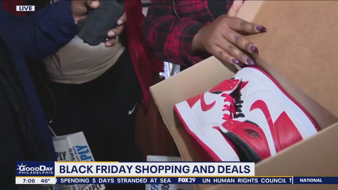 Shoppers score big deals on at Cherry Hill Mall on Black Friday